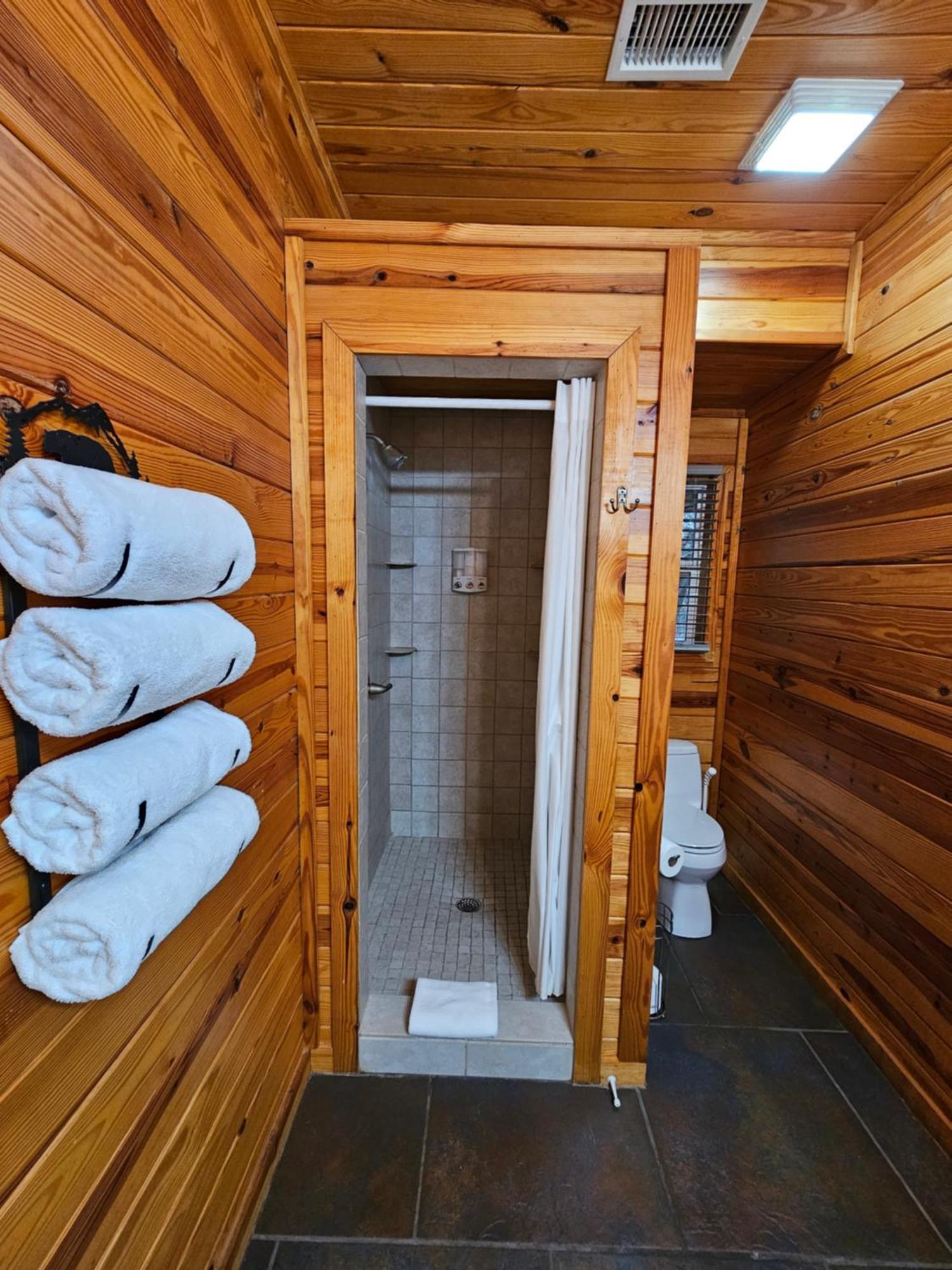 5 Min To Beaver Lake-King Bed-Fire Pit-Jetted Tub #1 유레카 스프링스 외부 사진